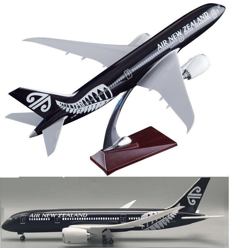 1:130 Air New Zealand Boeing 787 Plane Model / LED Light