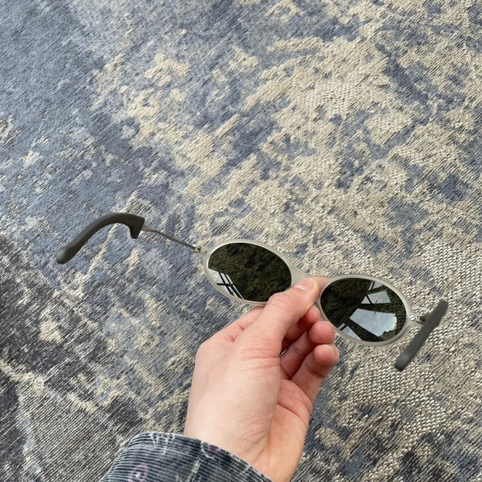 Ray Ban Bausch & Lomb W2390 Orb Sunglasses Made In Italy with Case Vintage 90s - Image 3 of 4