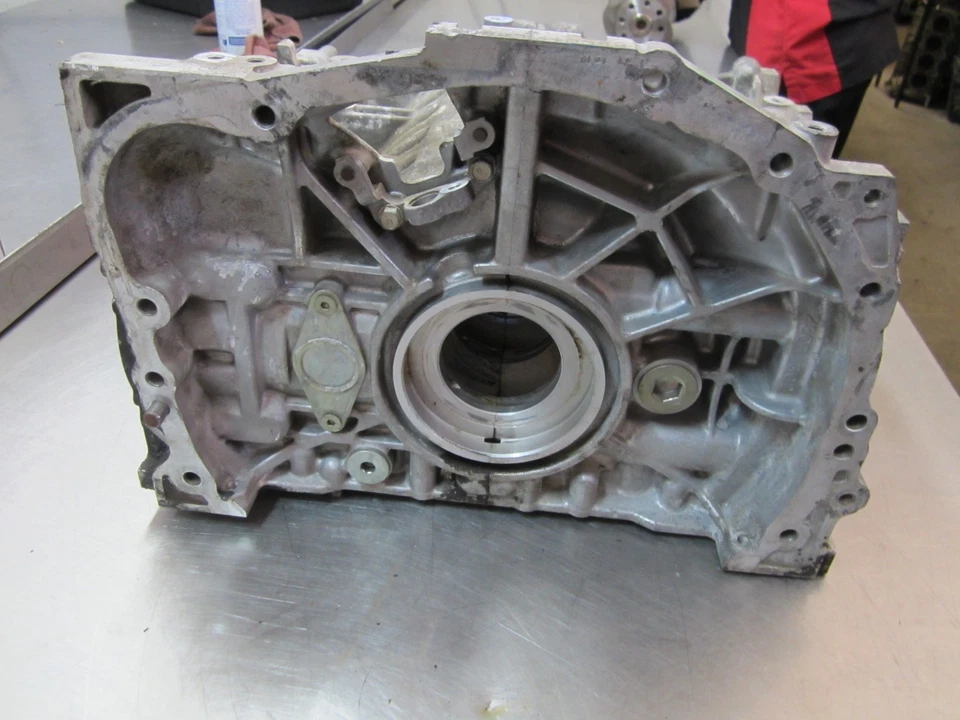 Блок цилиндров двигателя для 05–09 Subaru Outback 3.0 - Изображение 2 из 4
