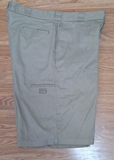 Dickies Men's Work Shorts Loose Fit Size 40 13" Inseam Multi Pocket Khaki