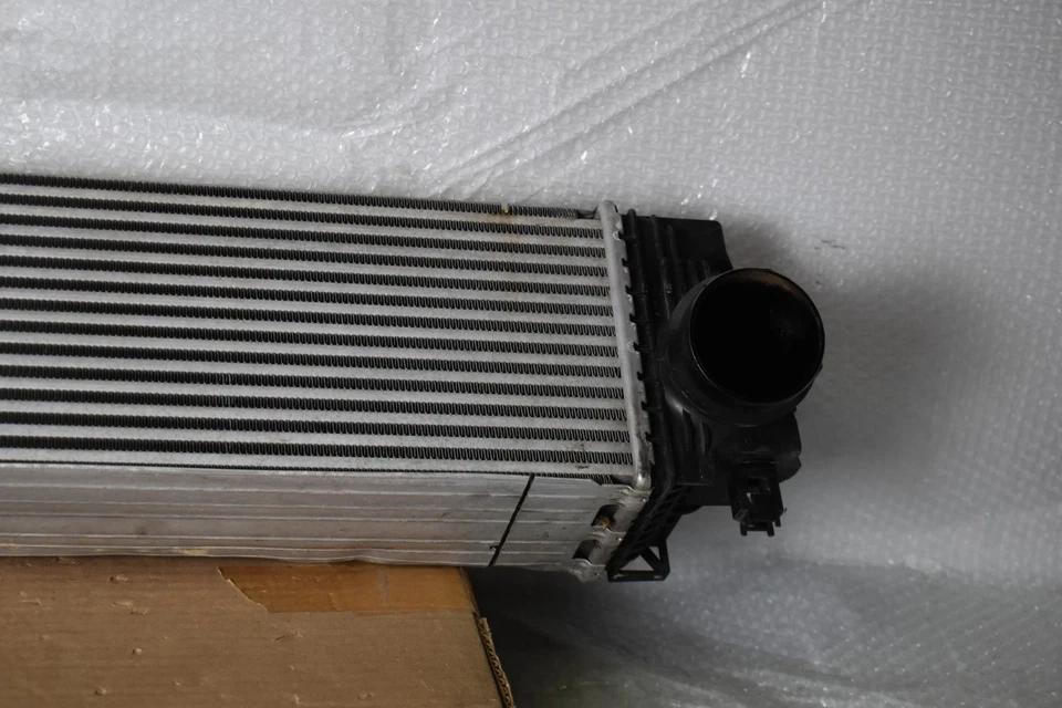 BMW 228I XDRIVE GRAN CUPÉ BASE INTERCOOLER AIRE 2020-2024 OEM 17-51-8-645-760 Foto 4 de 4