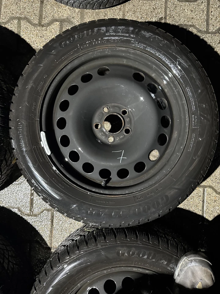 Ford Galaxy, S-Max, Mondeo 235/55/17 Winterräder, Profiltiefe 4x 7mm - Bild 3 von 4