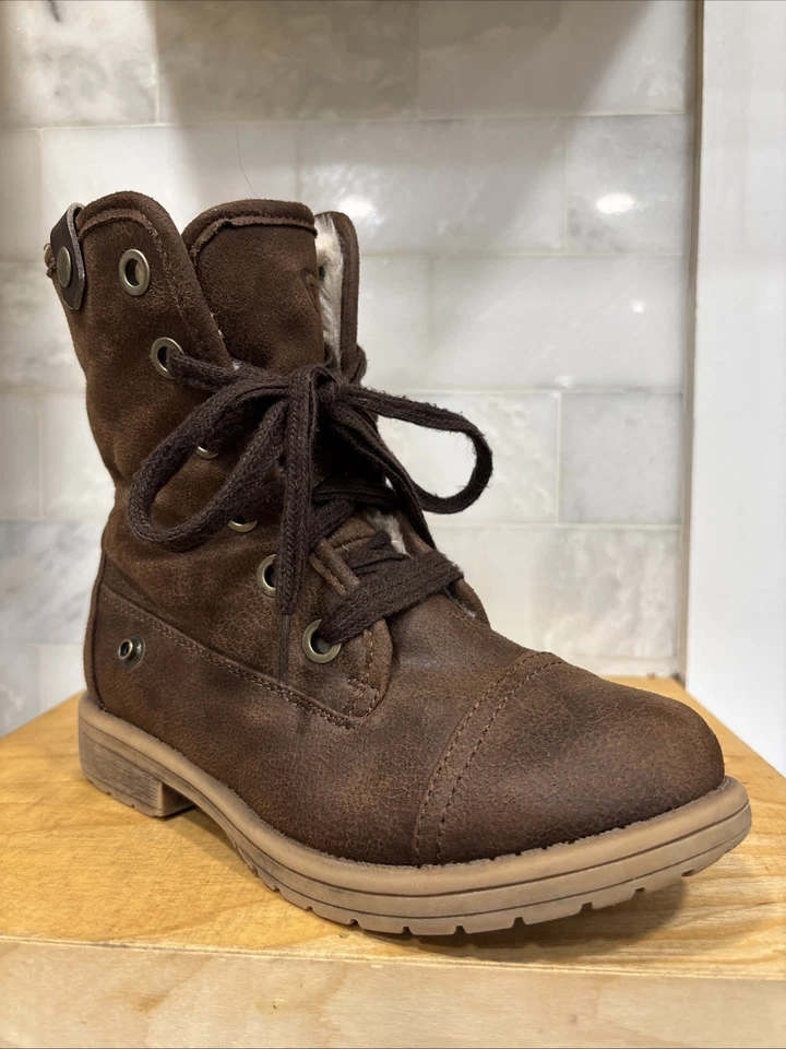 Roxy Bruna Li Combat Boots: Brown (Girls)  US Size 3 - Image 2 of 4