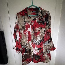 Maggie Barnes Women s 1X Red/Beige/Black Abst...