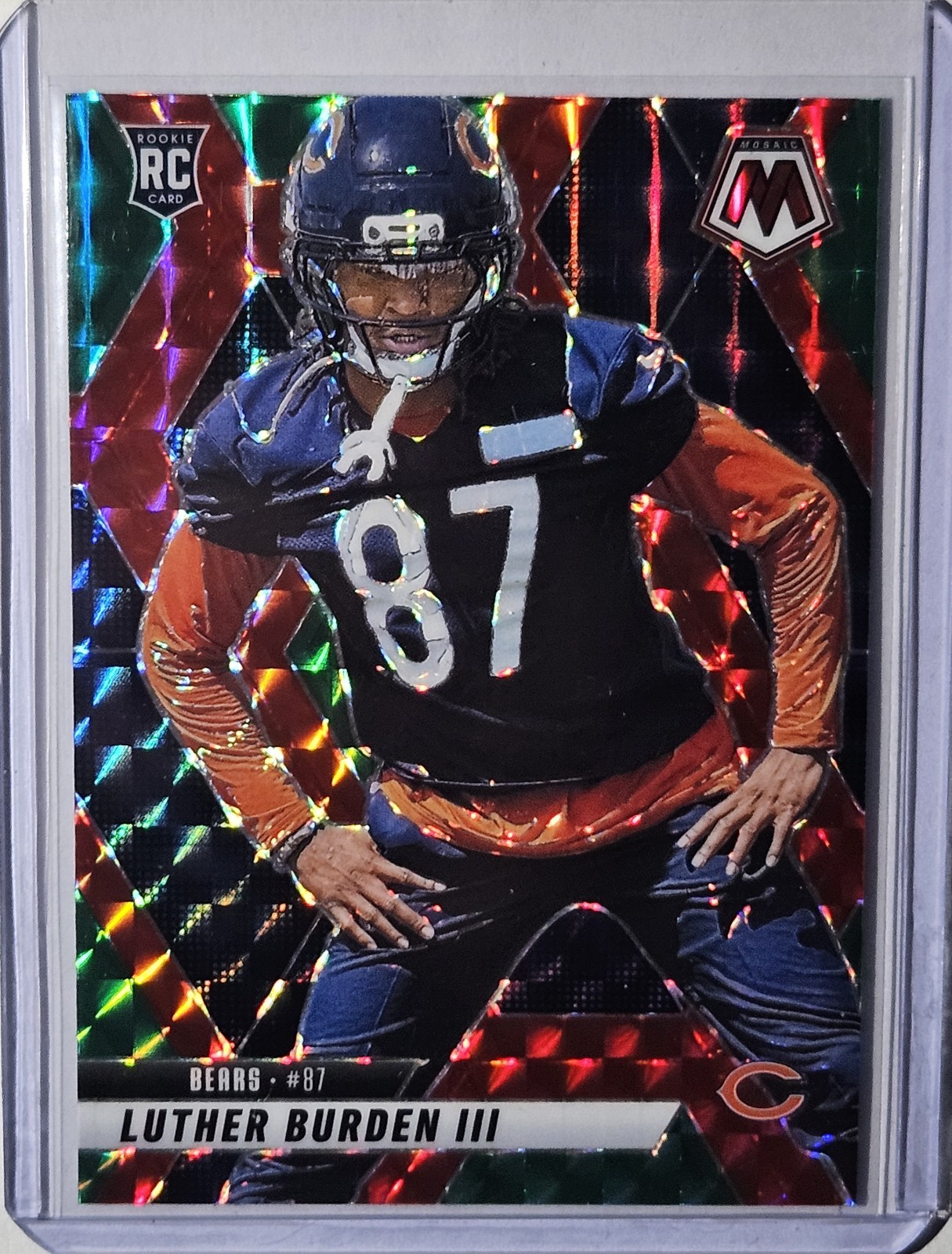2025 Panini Mosaic Choice Luther Burden III #383 Red Green Prizm Chicago Bears