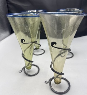 Vier J.E.F. Glas Novy Bor Tschechische mundgeblasene Glaskelche in Eisenhaltern Wikinger