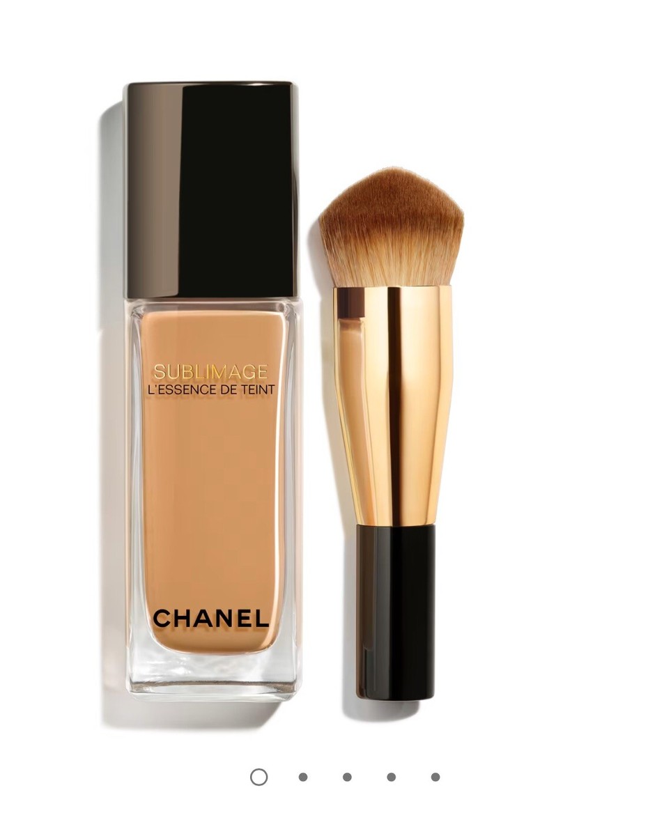 【CHANEL】✦新品未使用✦シャネルSABLIMAGE L'ESSENCE✨ 2 x Chanel Brush Sublimage L'essence De Teint Set. New. NWOT 100