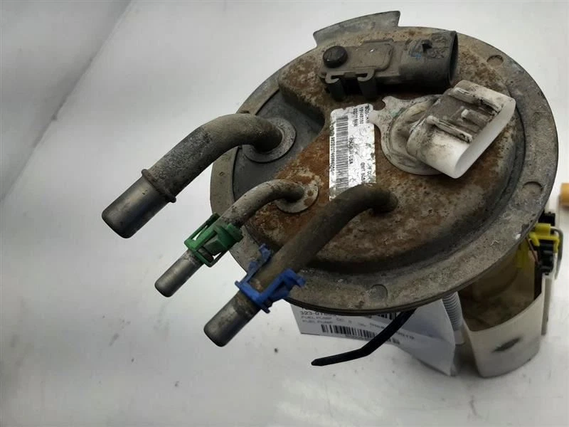 Fuel Pump Assembly 5.3L VIN J 8th Digit 04-07 Chevrolet Avalanche 1500 19168774 - Image 4 of 4