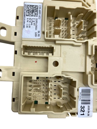 2023 GENESIS G70 INSTRUMENT PANEL CABIN JUNCTION FUSE BLOCK BOX 91953-G9221 OEM - Picture 12 of 15