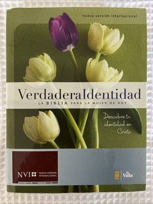 Verdadera identidad NVI: La Biblia para la mujer de hoy (Spanish Edition)