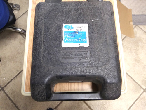 Woods Power Grip W5450 9" Flat Vacuum Cup with Metal Handle with Case