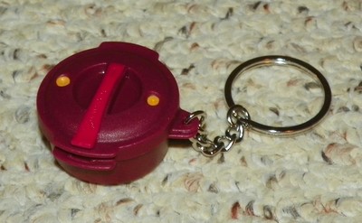 Tupperware - Microwave Pressure Cooker Keychain - Purple