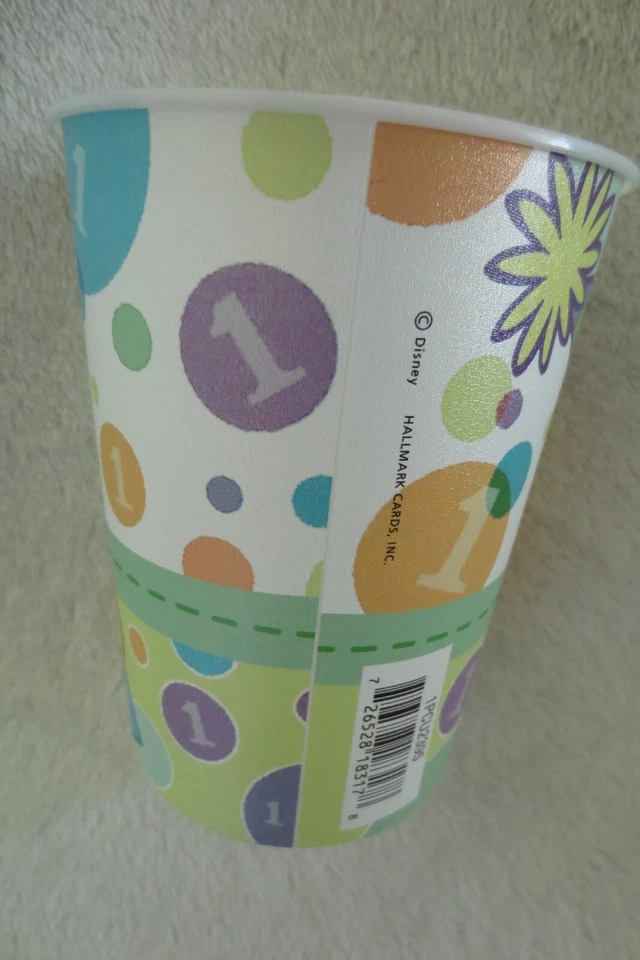 Пластиковая 3D-памятная чашка на 1-й день рождения Winnie The Pooh - Изображение 4 из 4