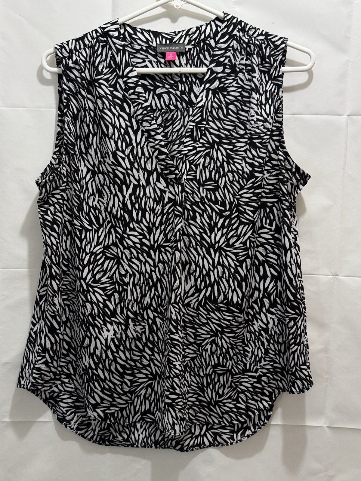 Vince Camuto Women’s Black White Sleeveless Top Sz Med