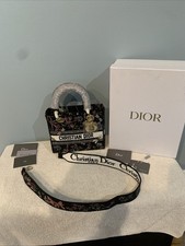 New Christian Dior Canvas Embroidered Lady D-Lite