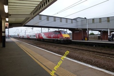 Photo 6x4 Southbound train Peterborough An intercity 225 heads south thro c2016