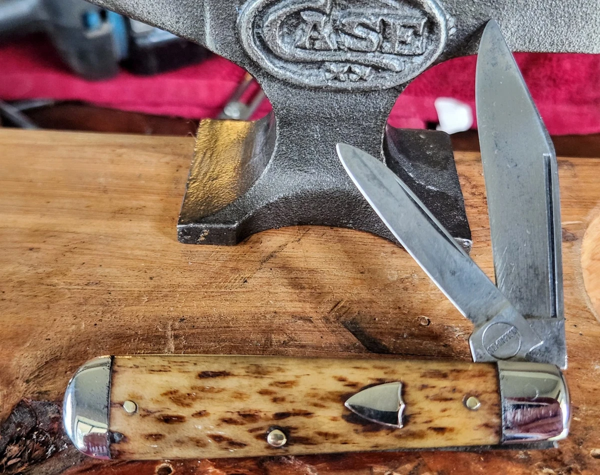 Remington Collectible Vintage Factory Manufactured Folding Knives