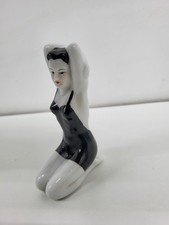 Figurine Baigneuse Pin-up Sexy Style Art Deco-allemand Style Art Nouveau Porcela