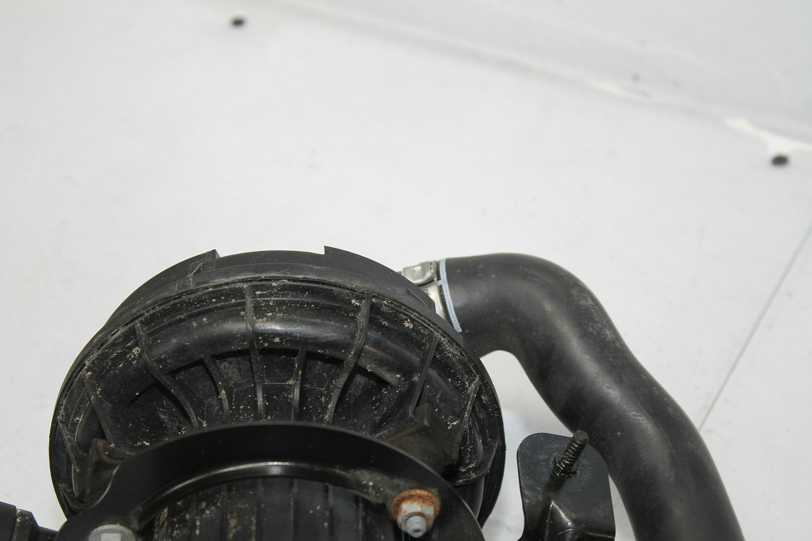 16-21 AUDI R8 V10 PLUS OEM LH DRIVERS ENGINE SECONDARY AIR PUMP 4S0906601A 17 18