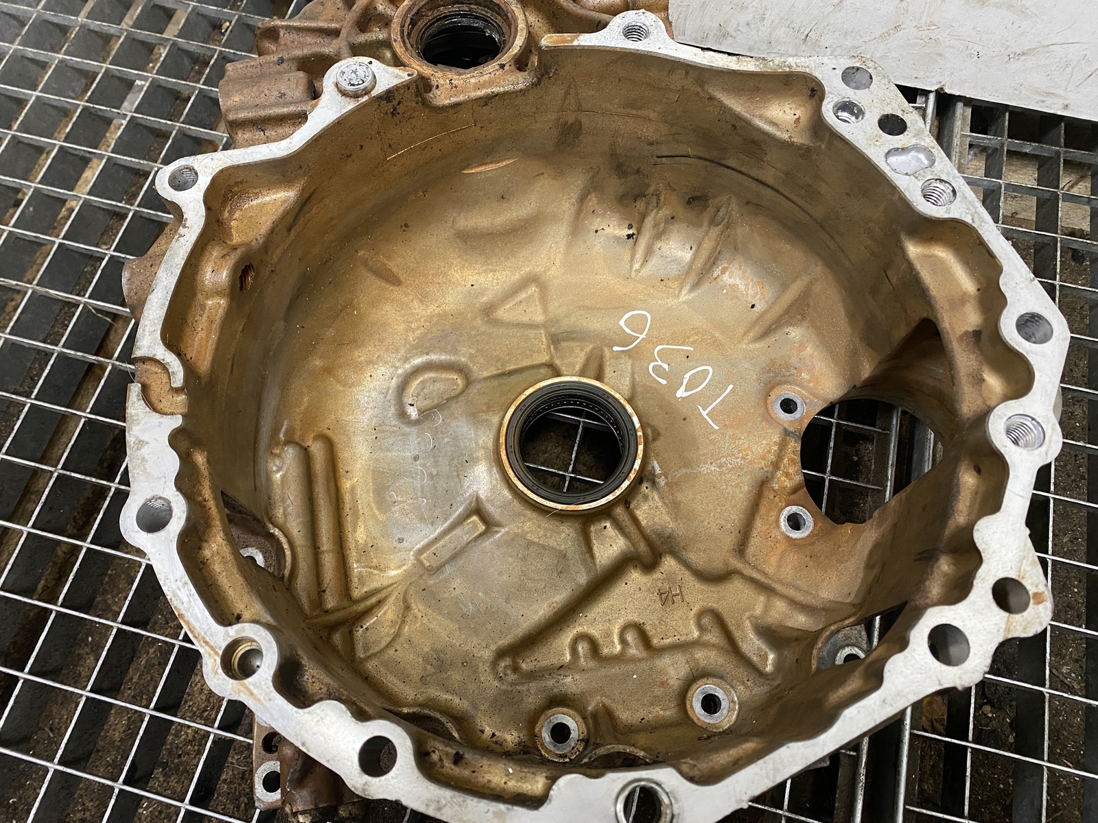 VW JETTA MK7 1.4 TSI 2019 Transmission Gearbox Bell Housing  