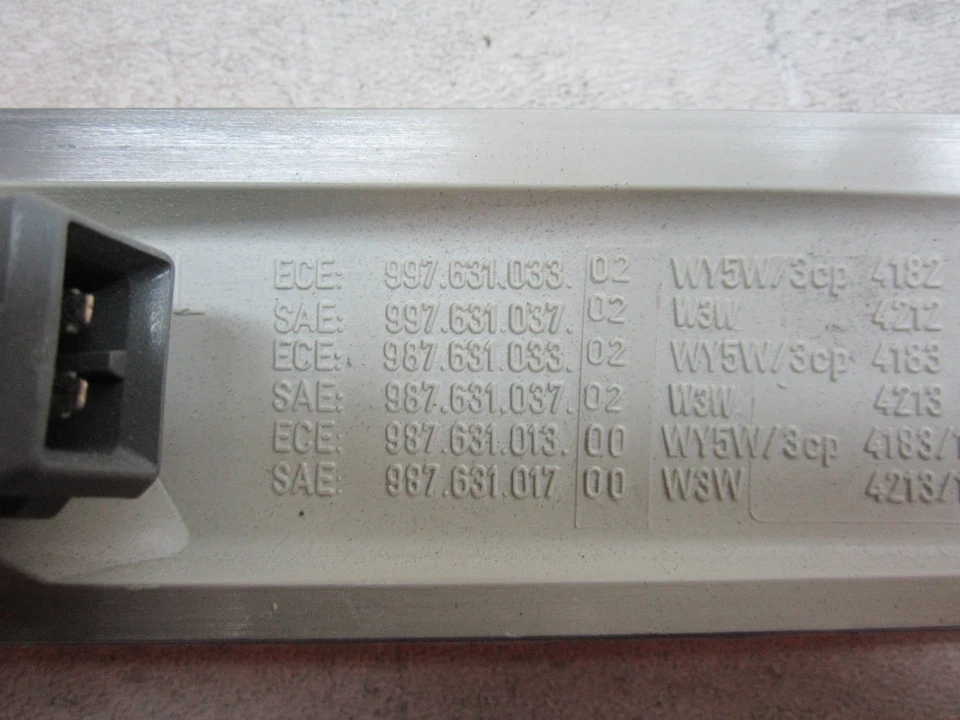 Marcador de luz de giro lateral derecha nn703385 Porsche 911 Carrera 2005 2007 2010 2011 2012 Foto 3 de 4