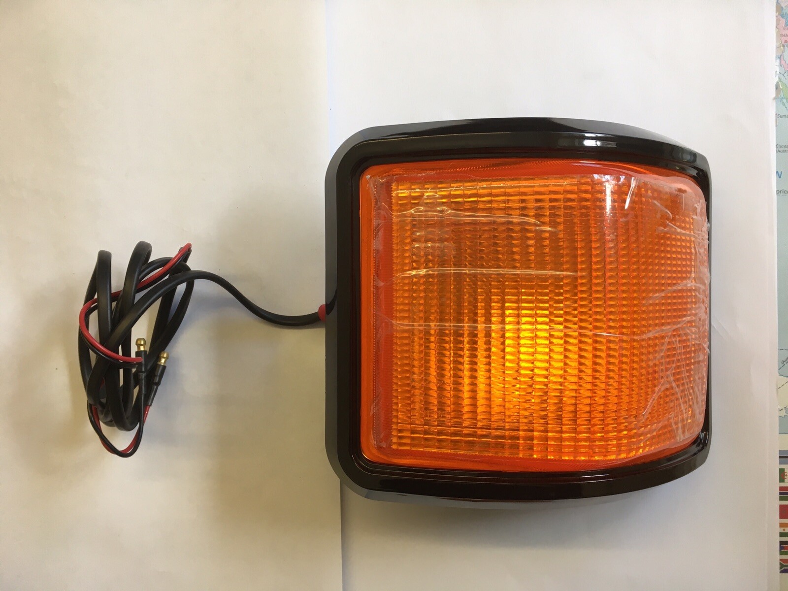 Indicator Light Lens for Bedford TM P/n 91047853 for sale online 