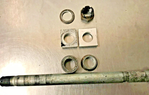 Kawasaki ZX6R ZX6-R Ninja Hinterradspindel 2000 V Reg T36 488