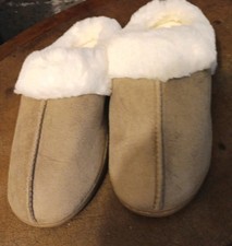 Suede Slippers Women's Sz 8/9