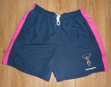 HARLEQUINS RUGBY-Sportowe/Rekreacyjne Haftowane szorty z mikrofibry Granatowe/Różowe 34"NOWE