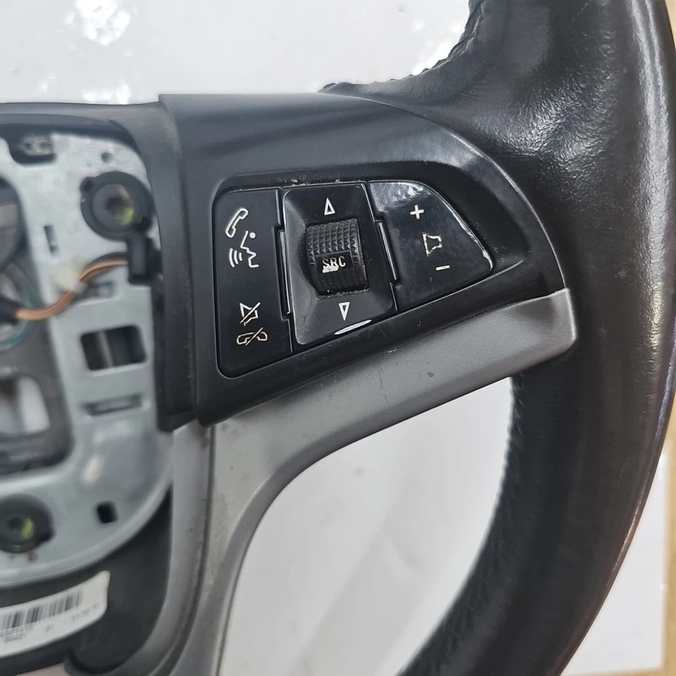 11 12 13 14 15 CHEVY CRUZE Steering Wheel w/ cruise control LEATHER BLACK - Image 4 of 4