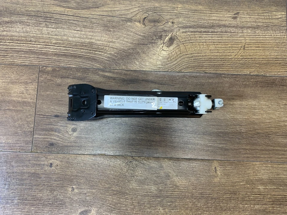 Mercedes E320 350 550 55AMG 2003-2009 rueda de emergencia repuesto neumático gato herramienta OEM Foto 2 de 4