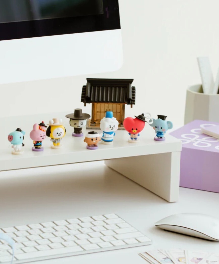 BTS BT21 Official Goods Korean Traditional Board Game YUT-NORI