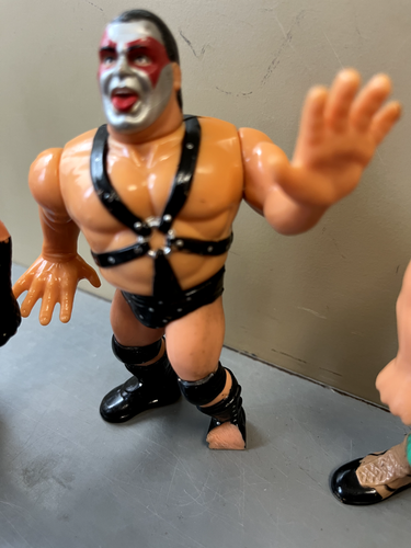 Lot of 4 Wrestling Action Figures, WWF WWE WCW 1990 Hasbro, Macho Man - Picture 4 of 7