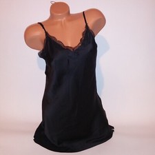 Victoria Secret Lingerie Chemise Slip Black Solid Chantilly Lace Trim Wireless