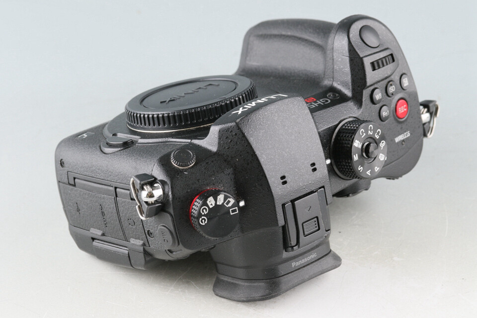 Panasonic Lumix DC-GH5S Mirrorless Digital *Japanese version Panasonic Lumix DC-GH5S Mirrorless Digital *Japanese version