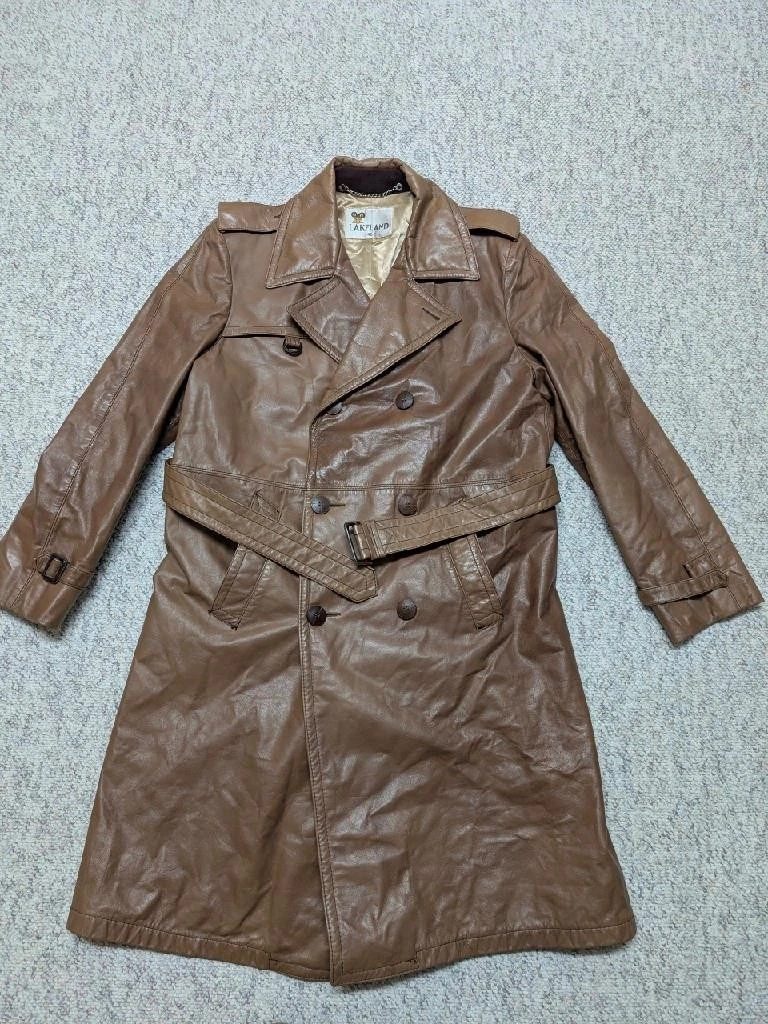 vintage USA made TRENCH COAT leather 42 sherlock BELTED double breasted M brown - product detail image 1