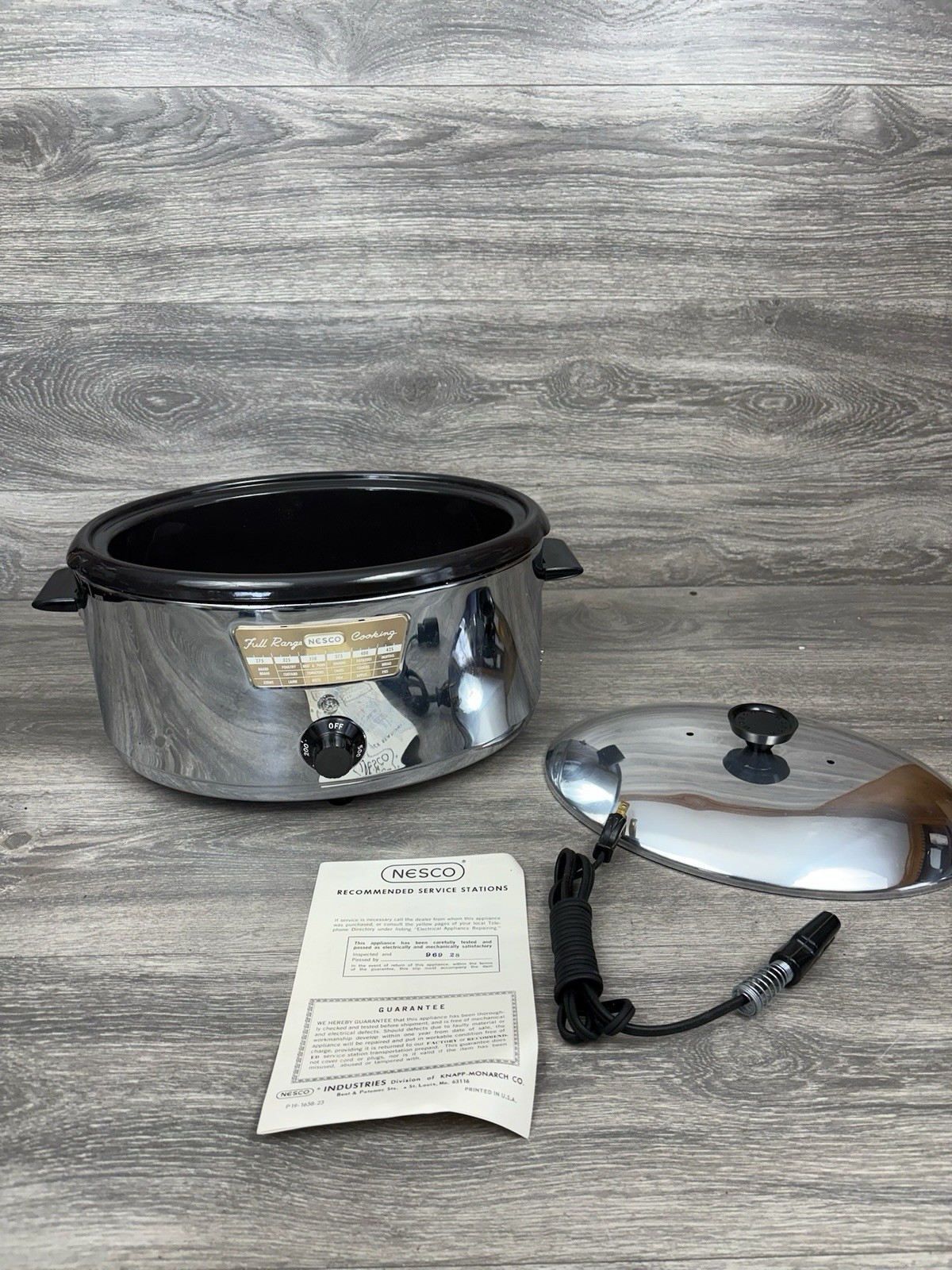 Rare Vintage Retro Nesco Full Range Electric Roaster N-105 T