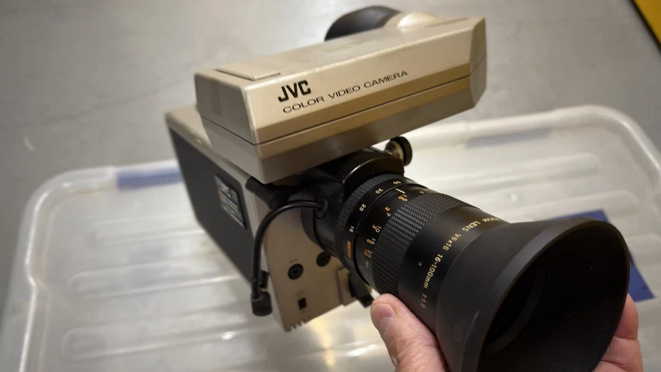 JVC CV-5001 con lente zoom - Imagen 2 de 4