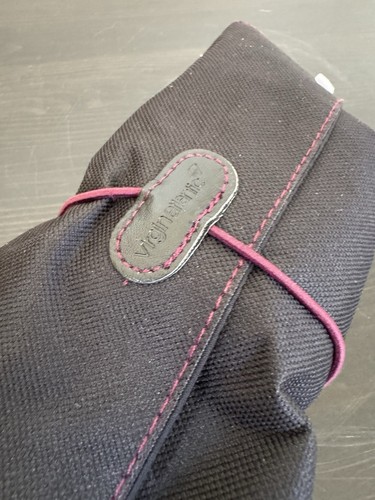 Virgin Atlantic Upper Class Amenity Kit. Unused and still sealed. - Picture 1 of 6