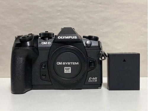 Olympus OM-D E-M1 Mark III Black Mirrorless Camera Body 9380 Shots