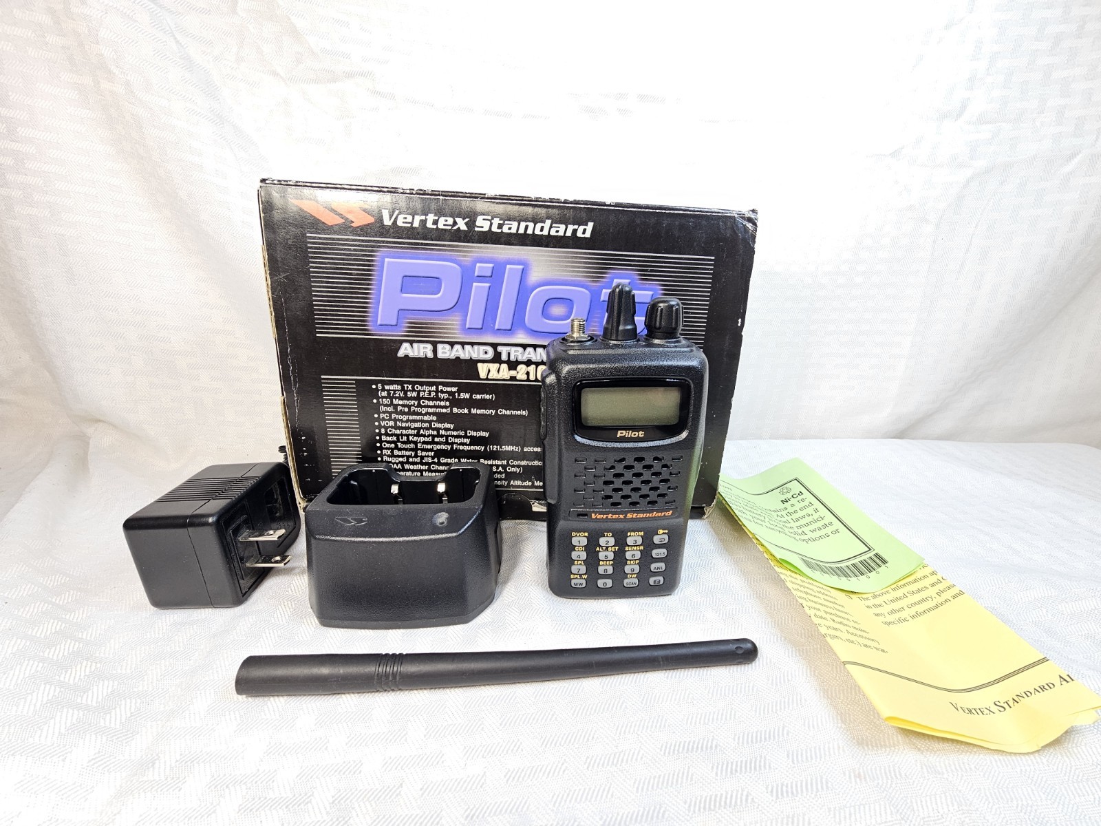 Vertex Standard Pilot VXA-210 Air Band Transceiver
