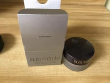 Laura Mercier Creme Smooth Foundation Suntan Beige (boxed) Silver/grey Box