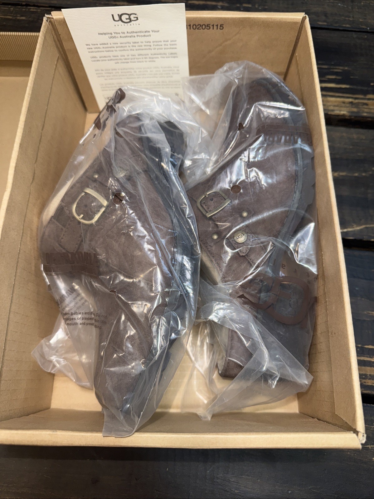 Ugg Lila Espresso Brown Clogs Sz 8.5 Brand New In Box  Packing Authenticate Card image 2