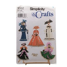 UNCUT Vintage Simplicity Crafts 9062 Fashion Doll Clothes Sewing Pattern For 11
