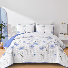 King Size Floral Quilt Set 3 Piece Blue White Bedspread Coverlet 110x90