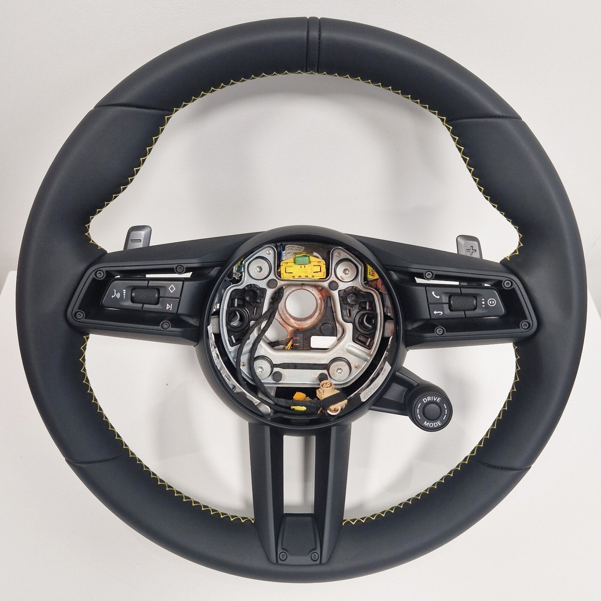 ポルシェ911/991 GT3 CUP ステアリング/黄ステッチ/スエード ポルシェ