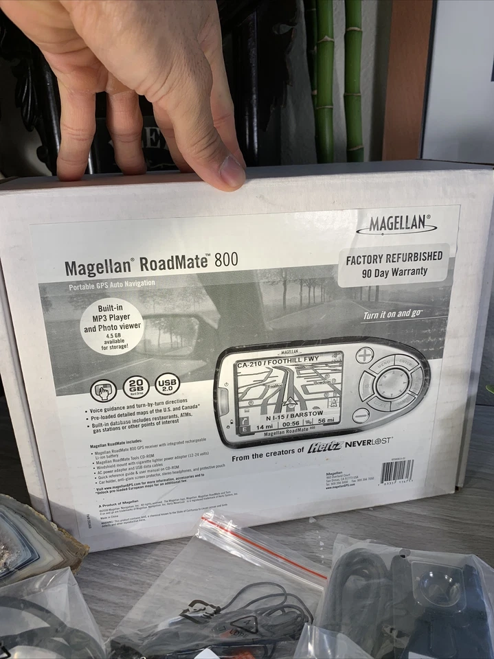 Magellan RoadMate 800 Car Portable GPS Navigator COMPLETE+Box+EXTRAS Works NEW - Image 4 of 4