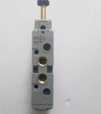 NEW AVENTICS 0820023991 solenoid valve UPS shipping