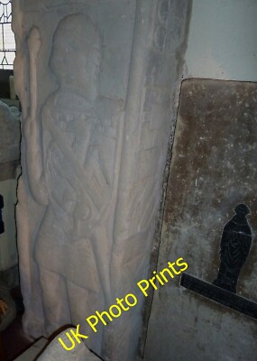 Foto 12x8 Original 16. Jh. \''Fake\'' mittelalterliche Grabplatte High Wycombe This bis c2014