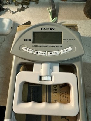 CAMRY Digital Hand Dynamometer Grip Strength Measurement Meter LED EH101 tested